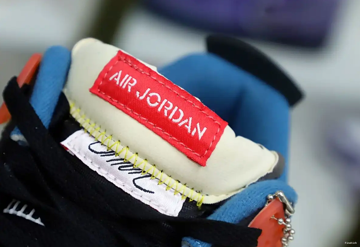 LA AIR UNION RETRO 4 NOIR' JORDAN X 'OFF 0605